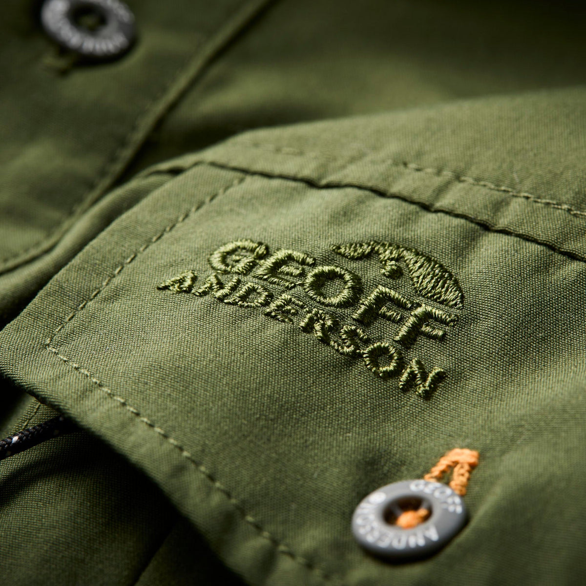 Ezmar-Midweight-Soft-Groen-Geoff-Anderson-Closeup-5.jpg