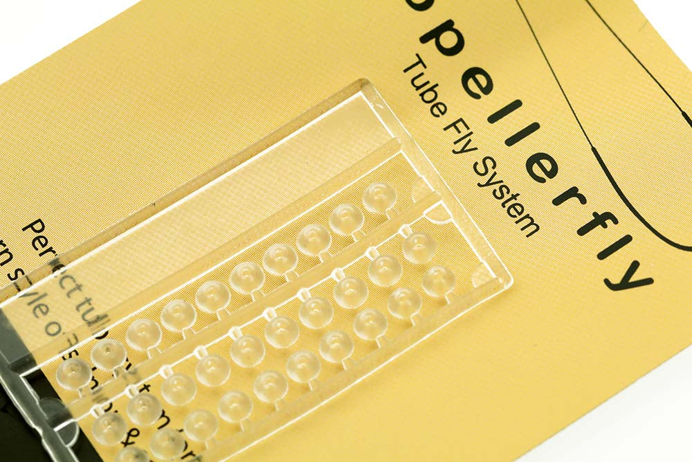 Propeller Attractor Beads - Clear